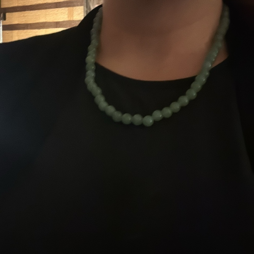 Vintage Jade Bead Necklace and Bracelet Set Silver Clasps - Picture 8 of 12